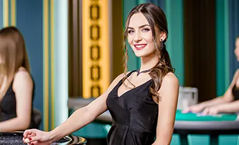 Hình ảnh đội ngũ hỗ trợ khách hàng chuyên nghiệp của bl5555 app